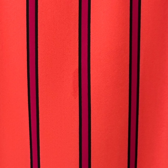 Express Tank Top - Picture 5 of 7